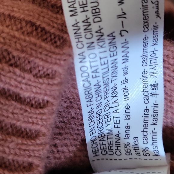 NWOT Massimo Dutti Wool & Cashmere Blend Ruffled Mockneck Sweater - Picture 13 of 16